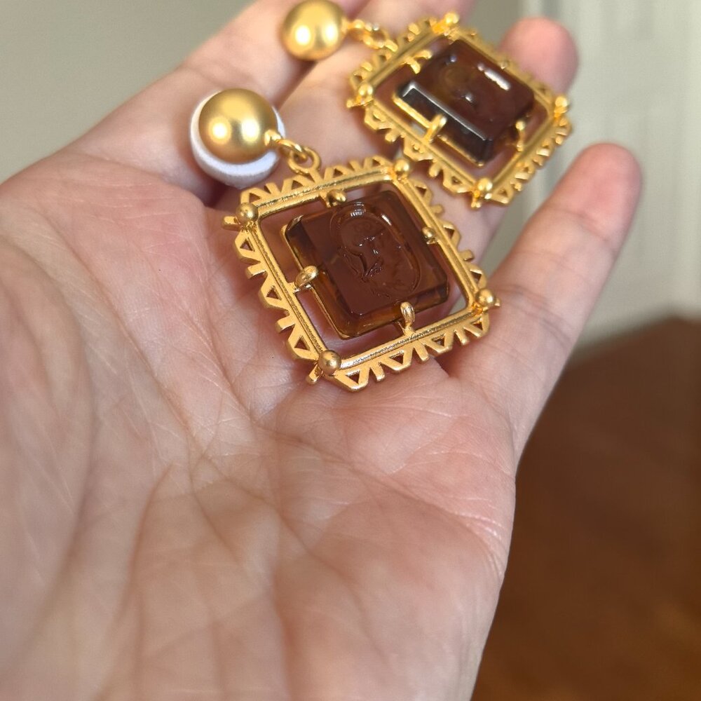 earrings - Picture 3 of 7